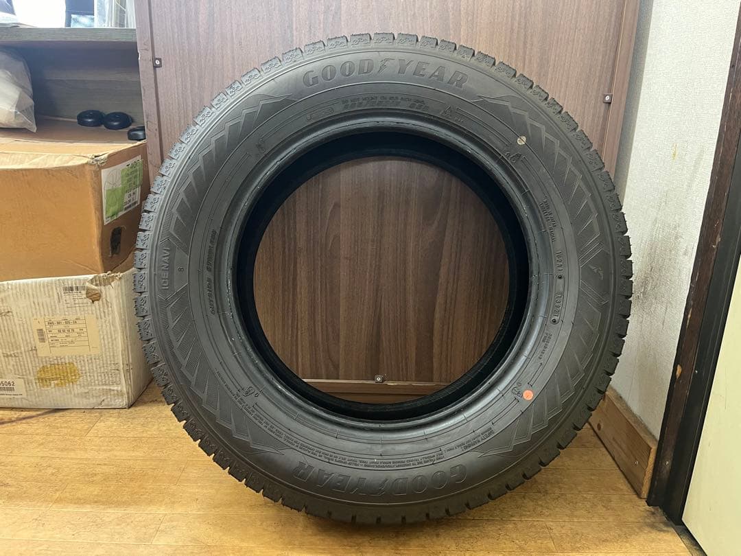 2021年製 グッドイヤー 中古冬タイヤ 205/65R16 2本セット
