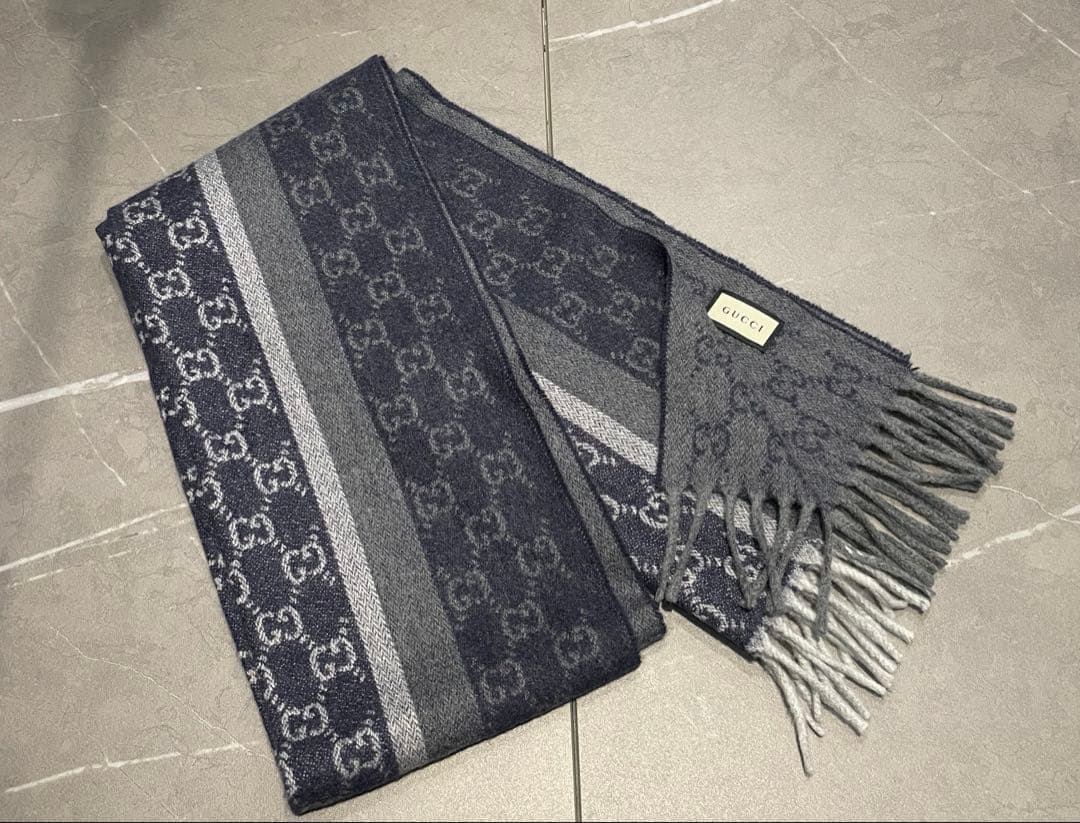 GUCCI ネイビー GGパターン マフラー　グッチ　カシミヤ