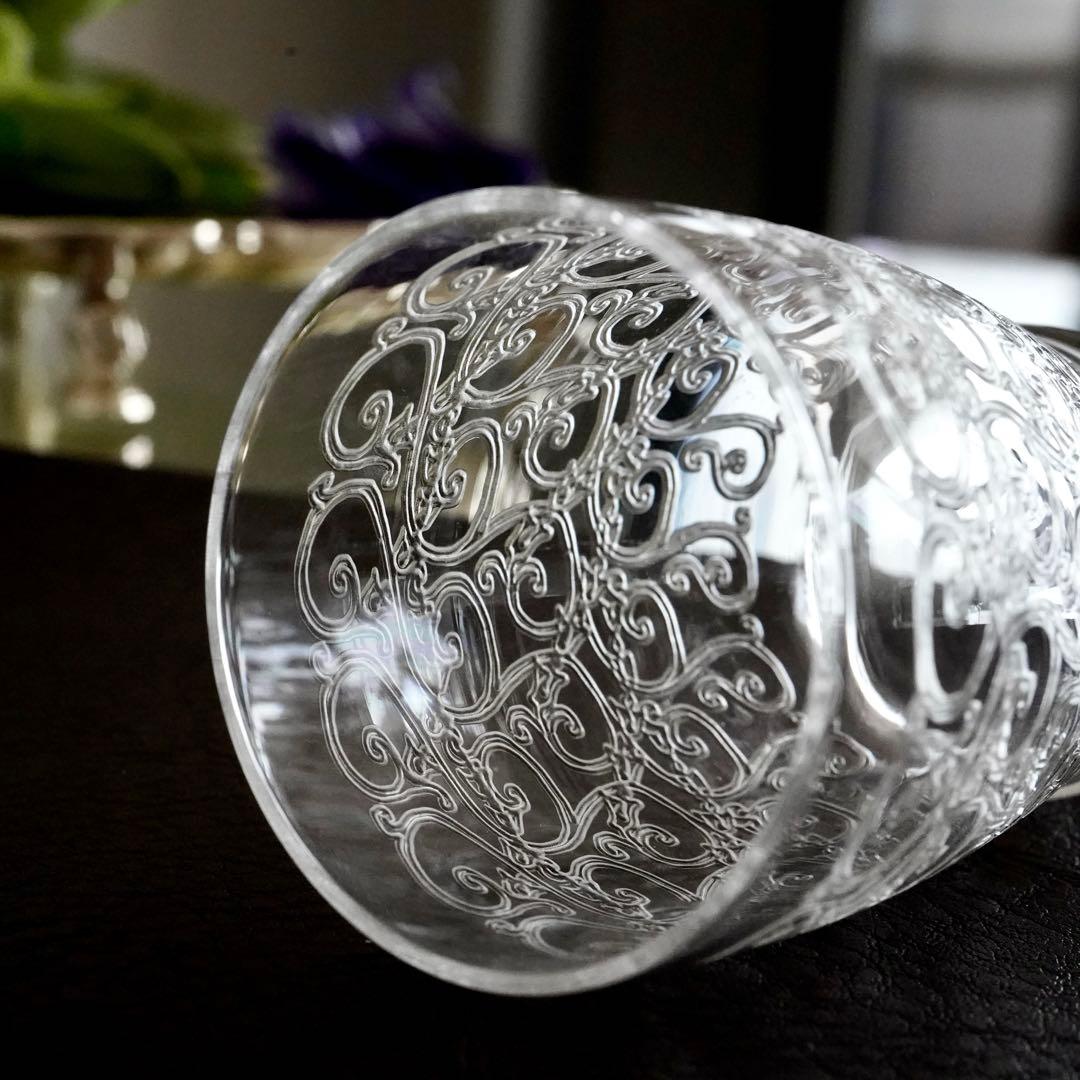 静謐なる曲線美オールドバカラ ローハンモデル《グヴュ》タンブラー グラス B