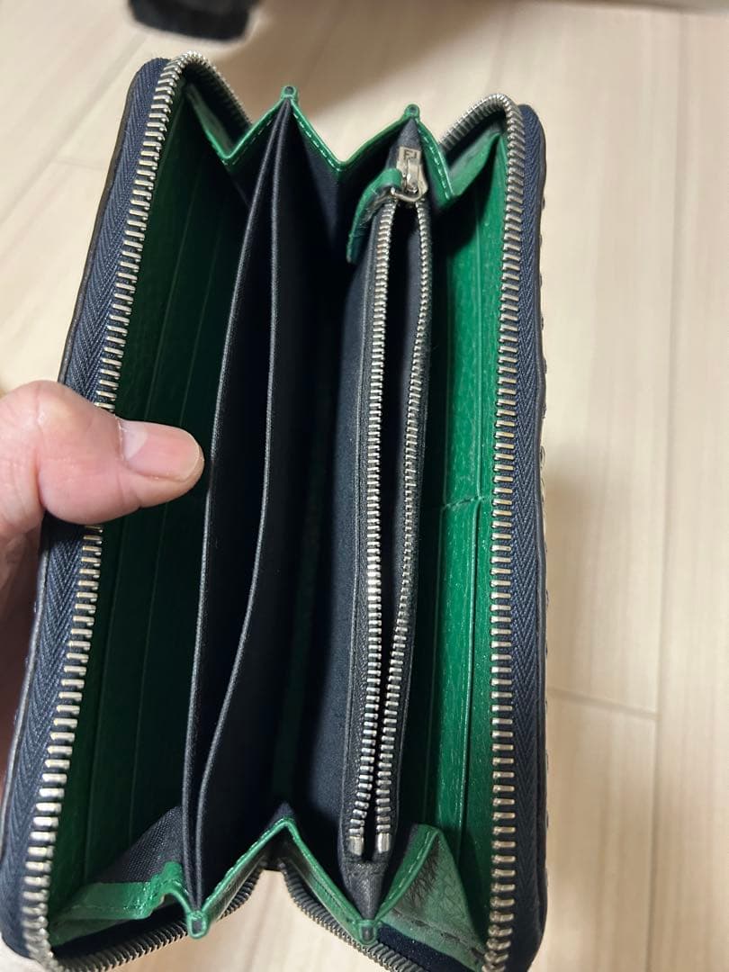 FENDI 長財布ラウンドファスナー