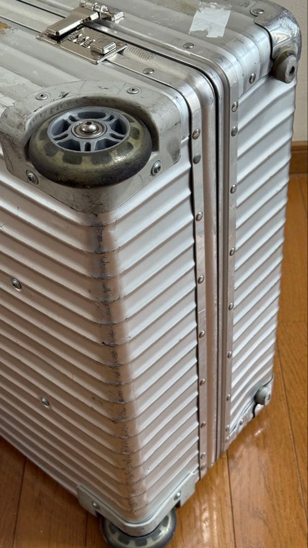 RIMOWA 82L クラシックフライト　青ロゴ　静音ホイール