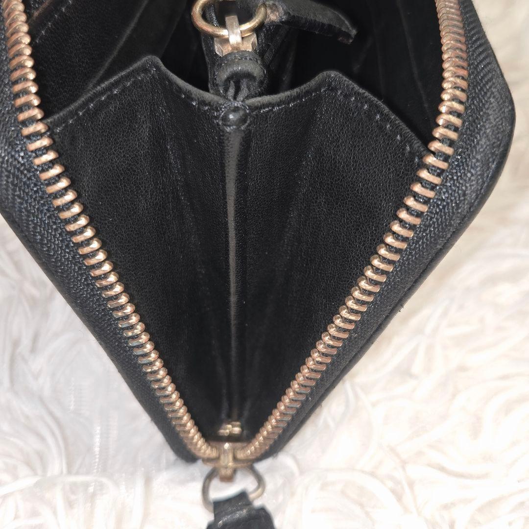 GIVENCHY ジバンシー スタッズ レザー ラウンドファスナー 長財布　黒
