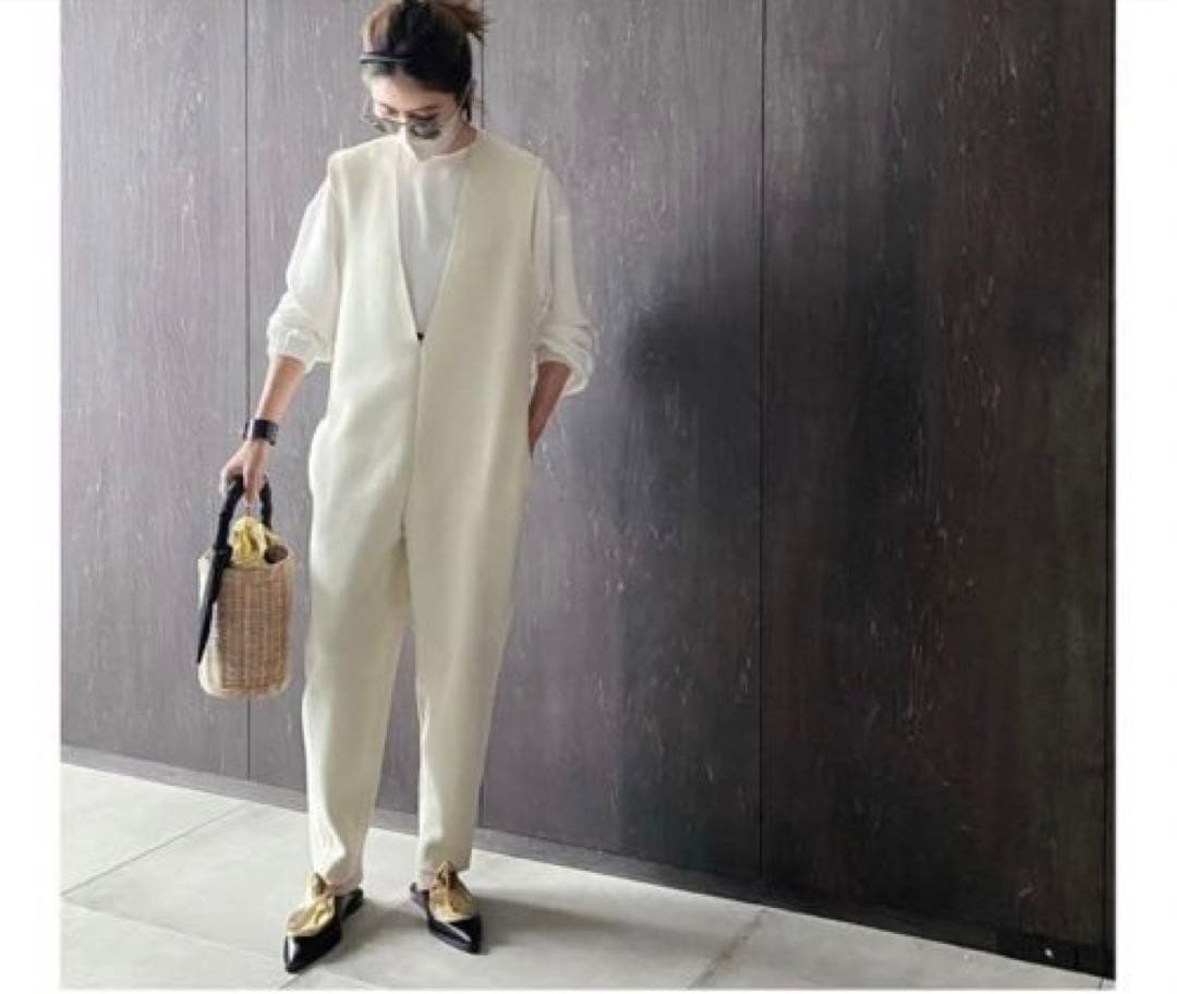 美品★LOHENローヘン2022AWミラノリブニットオールインワン ホワイト38