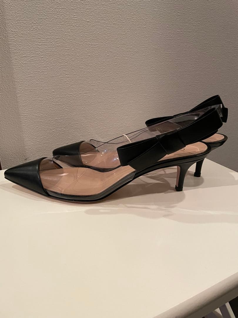 ジャンヴィトロッシ☆リボンパンプス☆ブラック37ハーフ