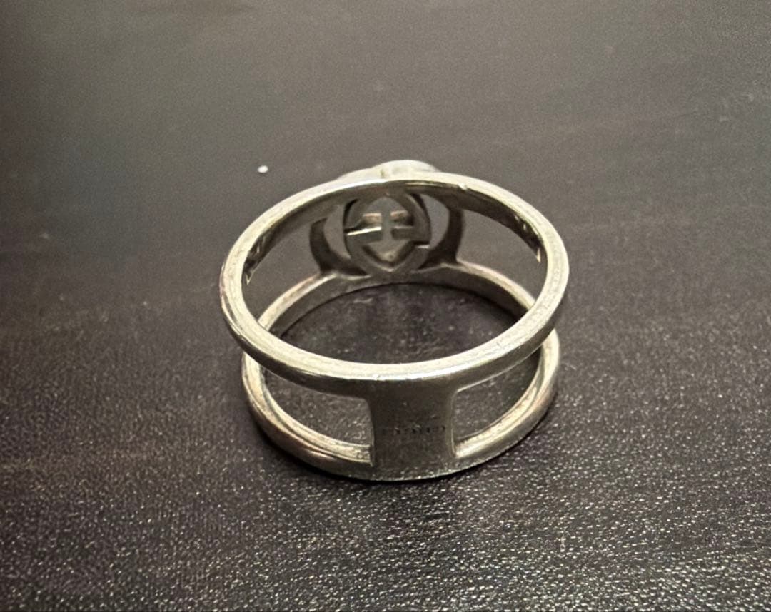 あ　GUCCI インターロッキングGGリング　21号