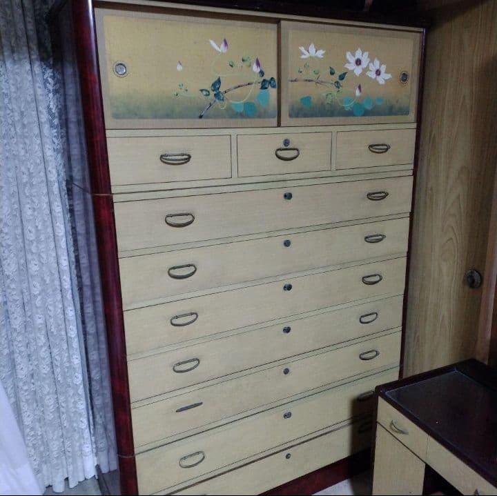 桐箪笥　婚礼家具　桐タンス　総桐箪笥　 年代物　和ダンス　レトロ　昭和　高級