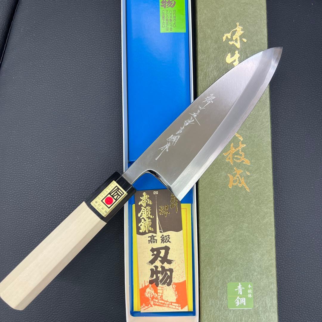 ★新品未使用★堺打刃物青鋼出刃包丁150mm五寸水牛白八角柄右片刃堺の化粧箱入