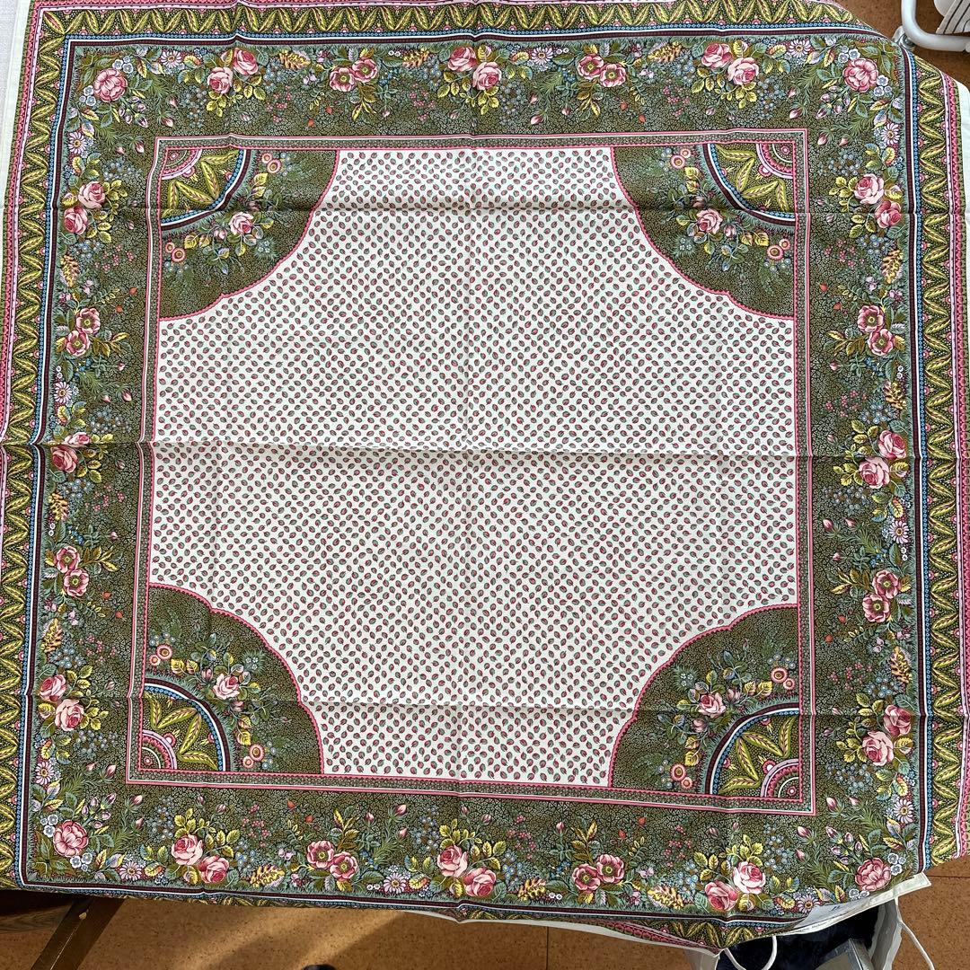 Beauville ボーヴィレ　フランス製　テーブルクロス　100㎝角