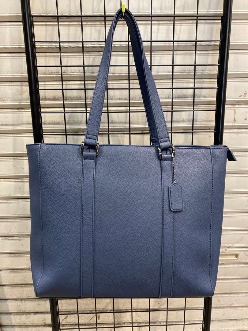 GUSCIO(グッシオ)『新品未使用』《牛革》レザートートバッグ