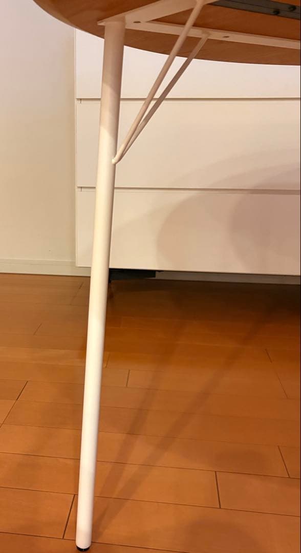 ダイニングテーブル　丸型