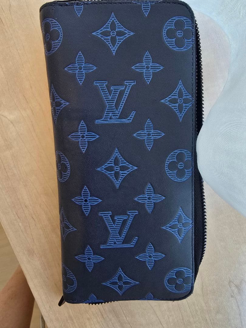 ルイヴィトン　メンズ　財布