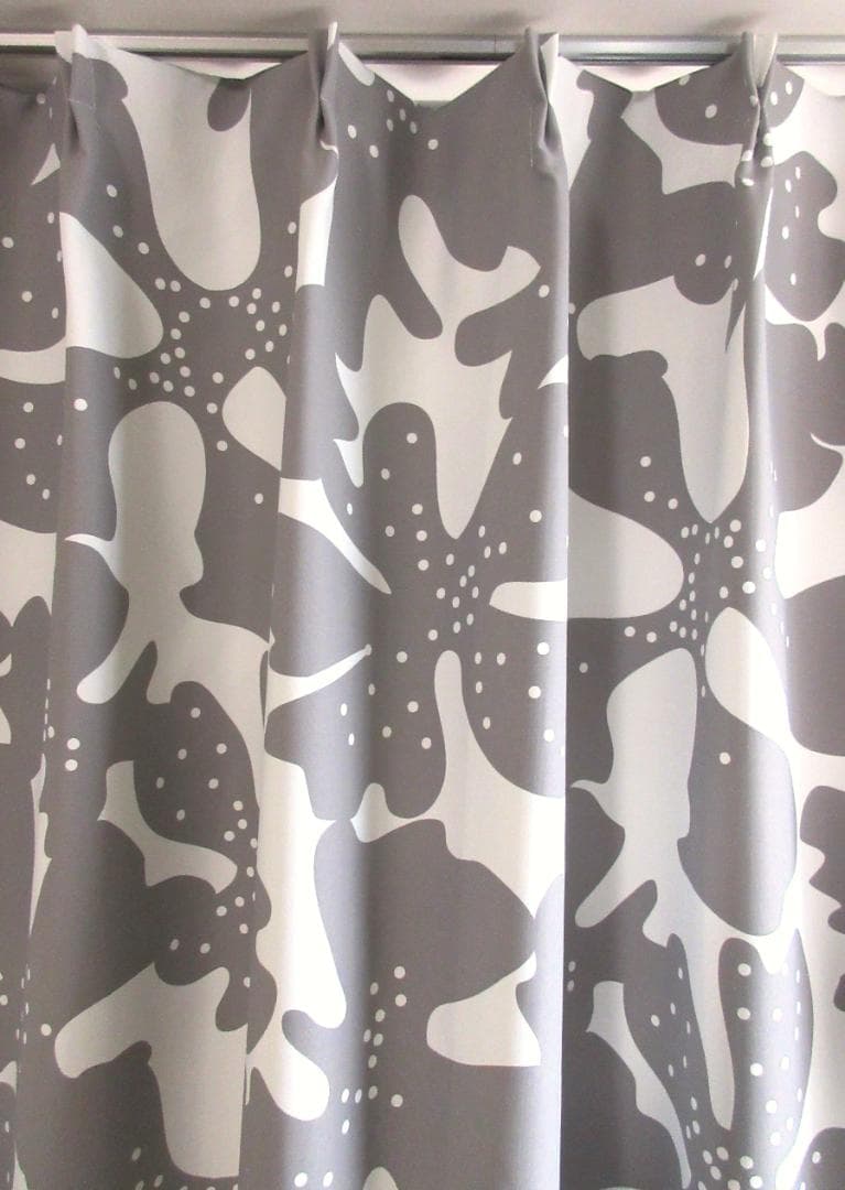 プロフィール★3級遮光(KM4021)と防炎レース(M127)の2組セット