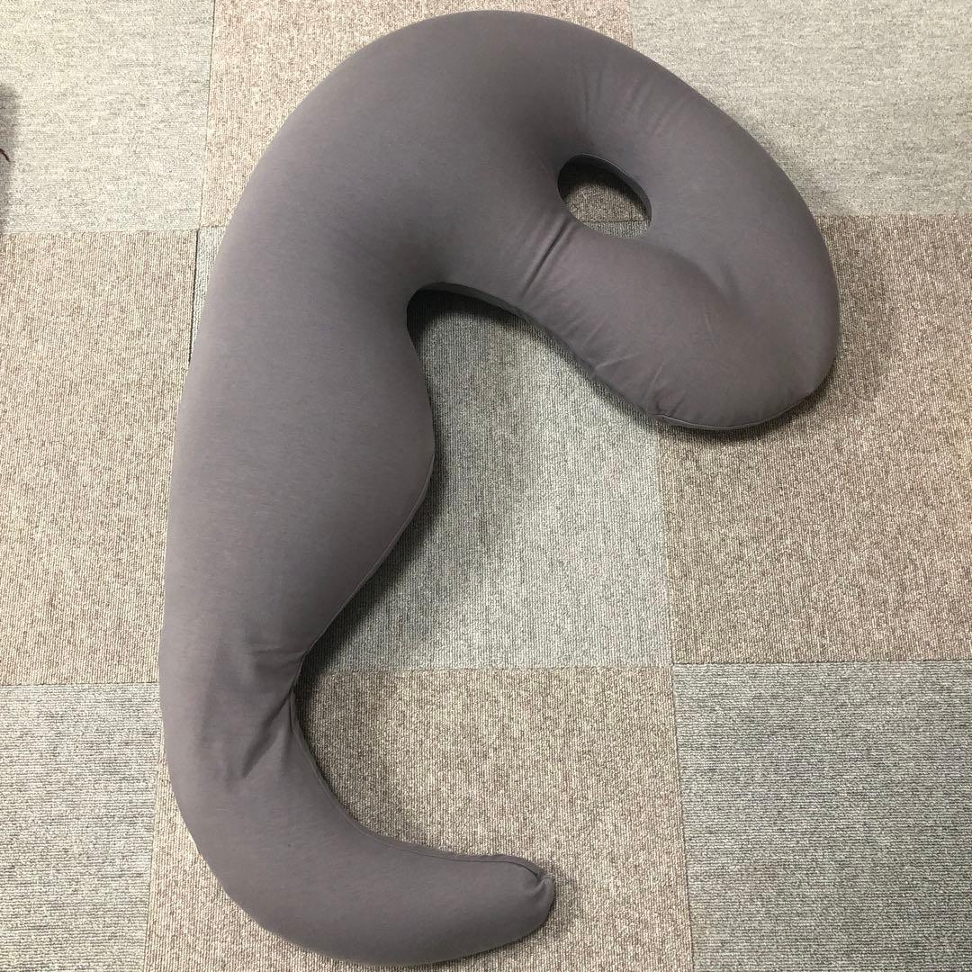 気持ちよく眠る！をとことん突き詰めた抱き枕「Dacky ダッキー」