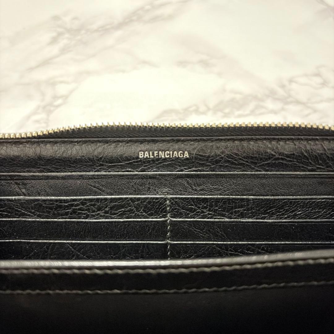 バレンシアガ　財布