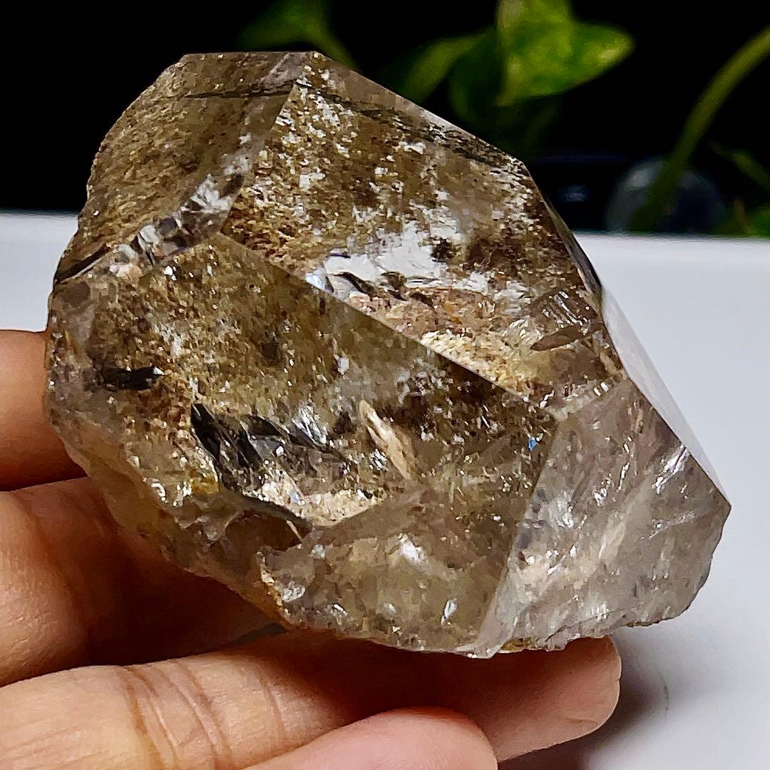 ガーデンクォーツ　庭園水晶　原石　水晶　フリーフォーム　天然石　置物【超高品質】