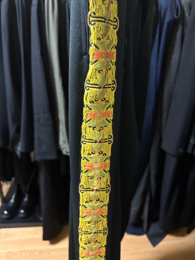 ほぼ未使用 タグ付きS'YTE トラックパンツ