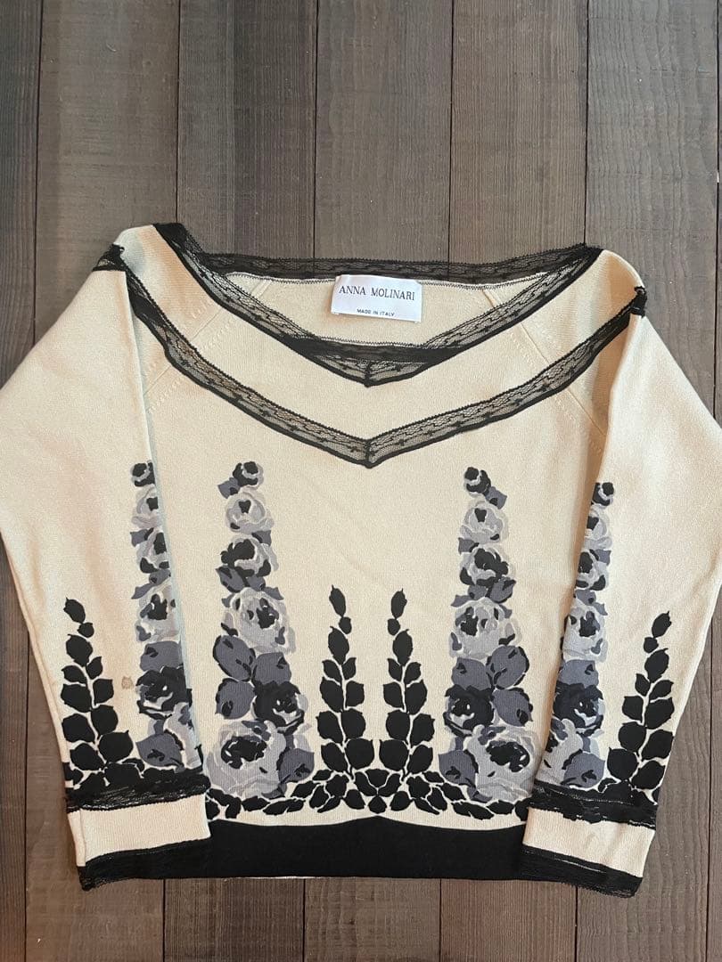 ANNA MOLINARI 花柄ニットセーター