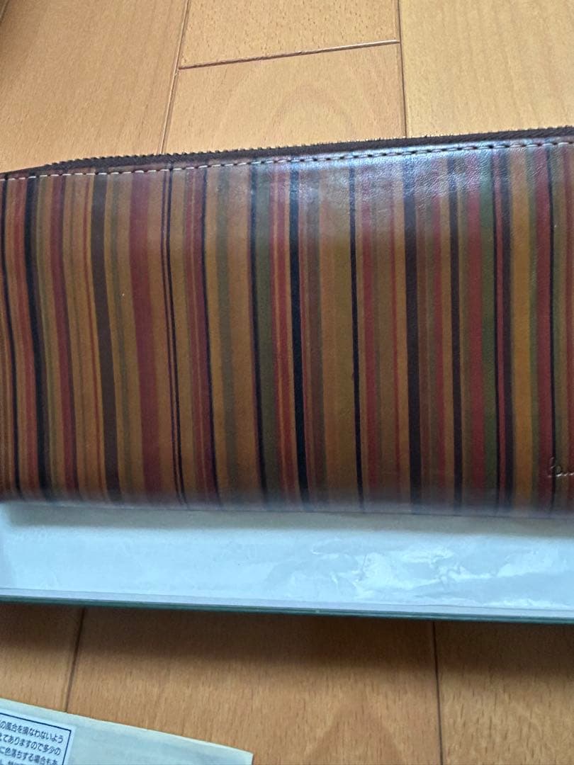 ポールスミス ヴィンテージマルチストライプ ラウンドファスナー レザー 長財布