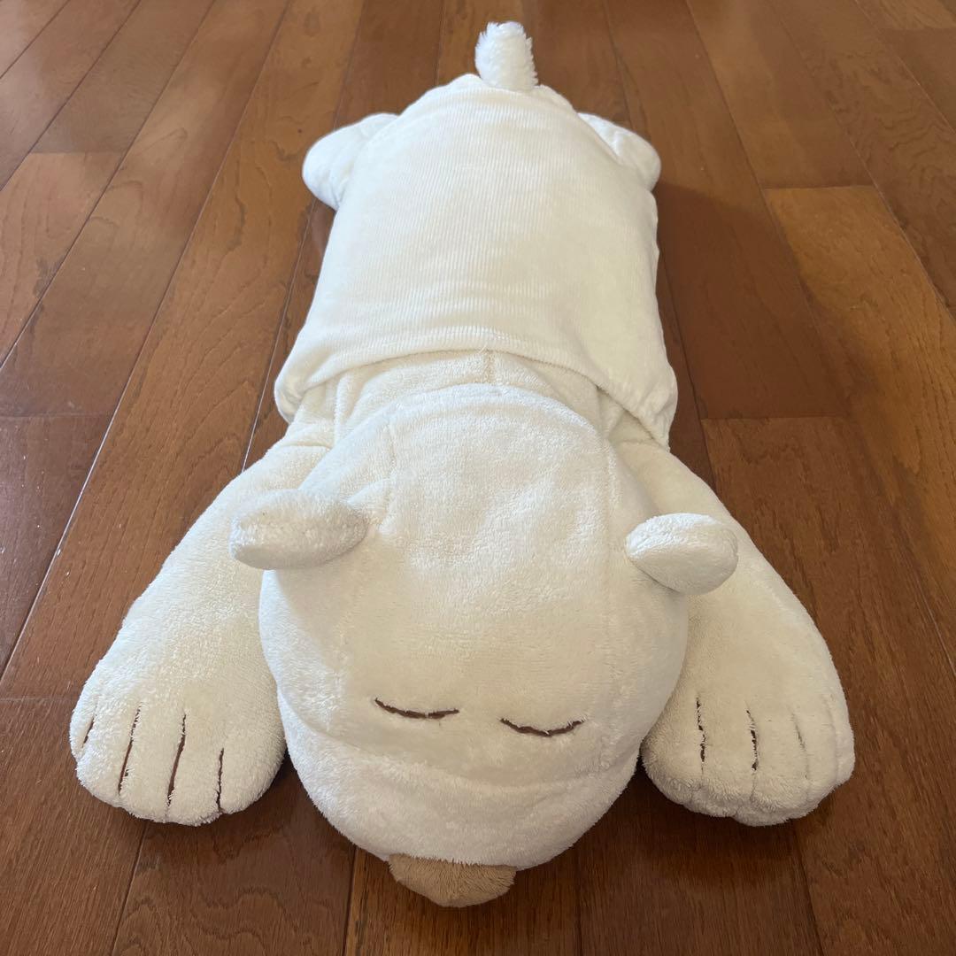 ニトリ　シロクマ　抱き枕