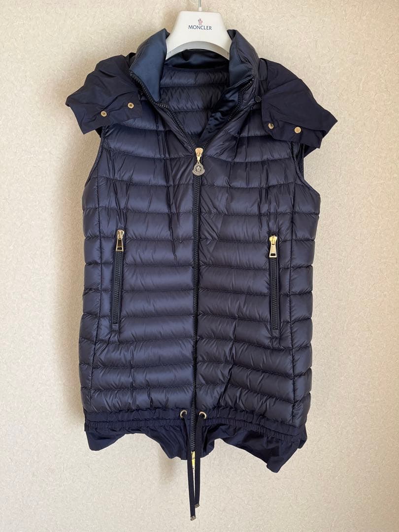 MONCLER AMARANTEダウンベスト　 NAVY