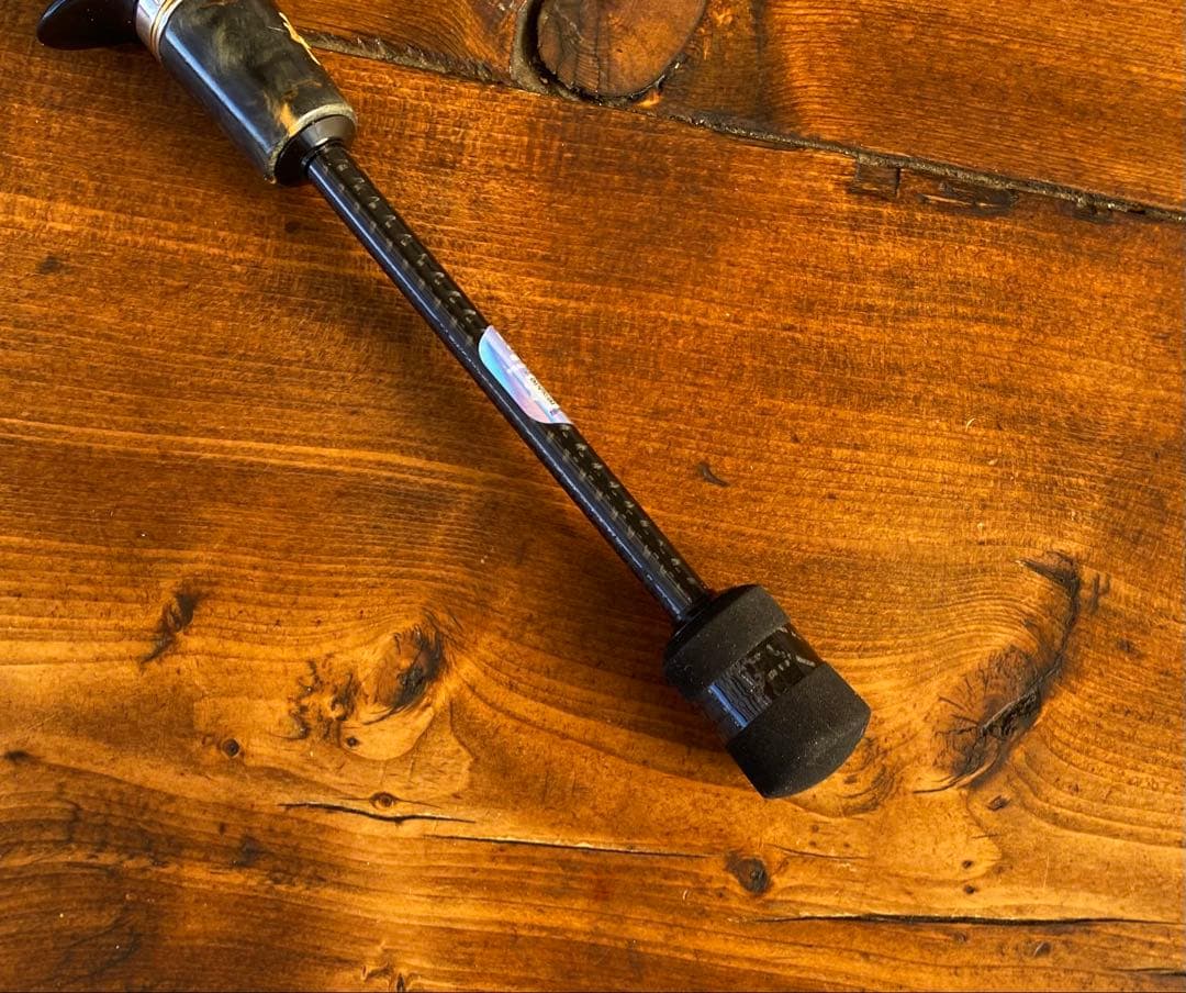 超軽量　カーボンロッド　ベイトロッド　C602L バスロッド　ウッドグリップ