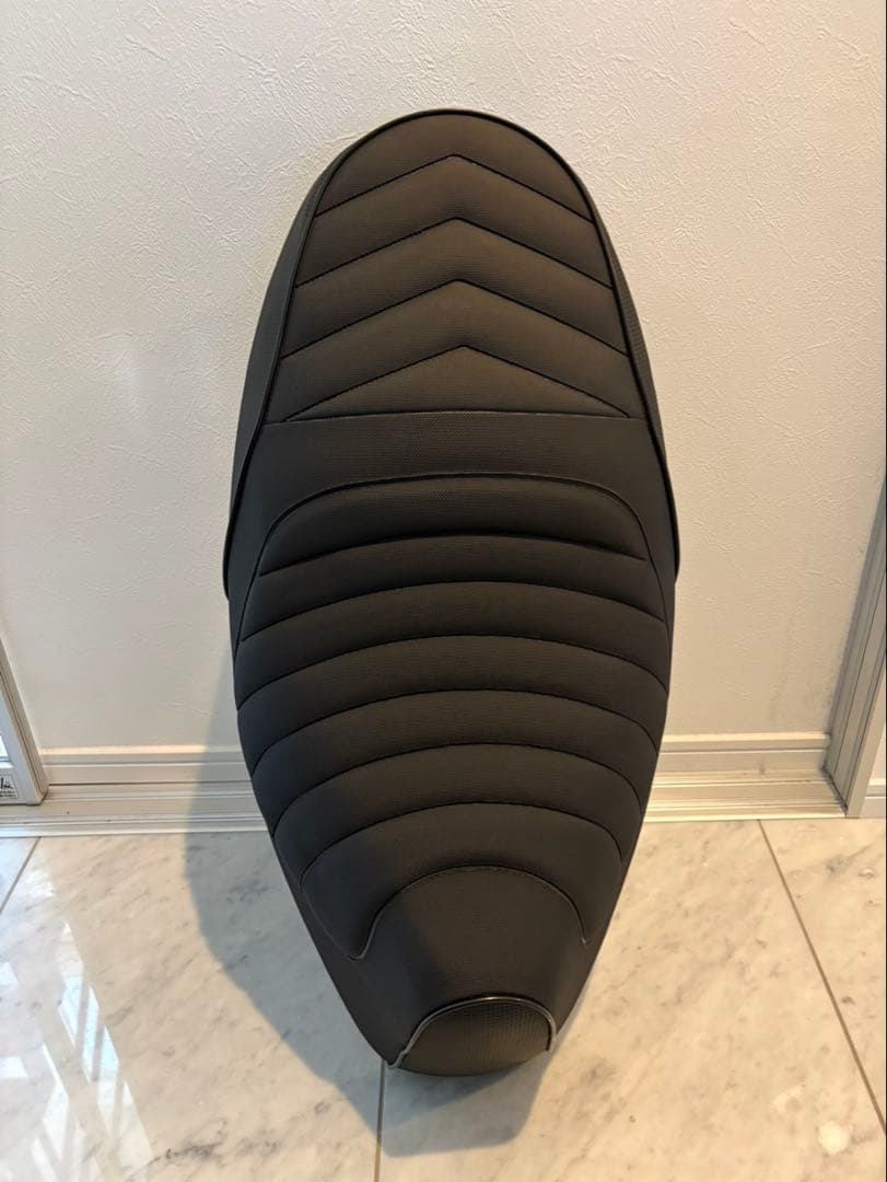 ヤマハ　シグナスX 4型　5型　DCR ローダウン　タックロールシート