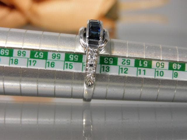 Pt900 サファイア1.02 メレ0.04 リング 14号　訳有