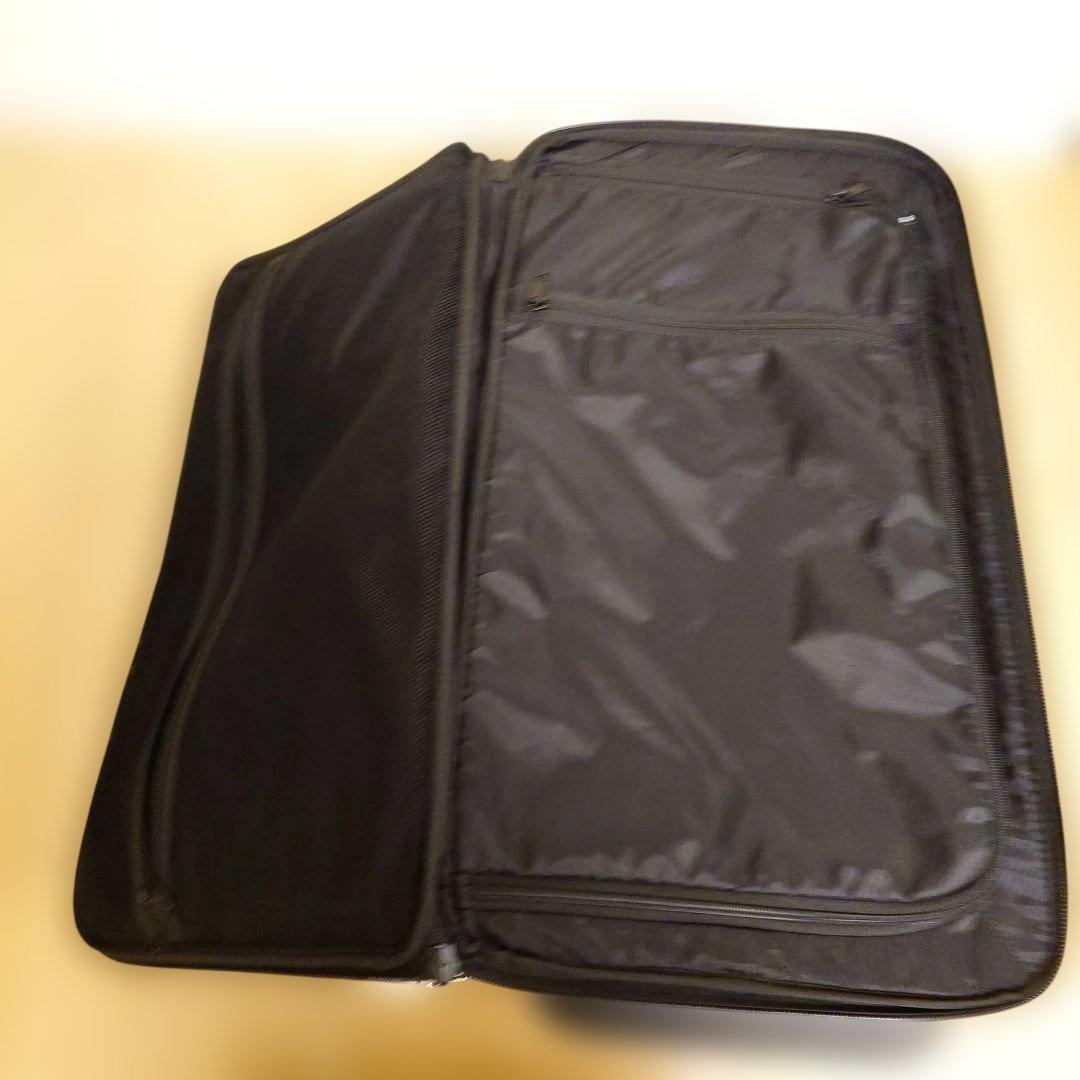 イノベーター INNOVATOR ソフトキャリーケース ネイビー