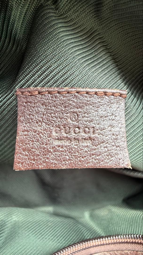 GUCCI GGパターン ベージュポーチ未使用