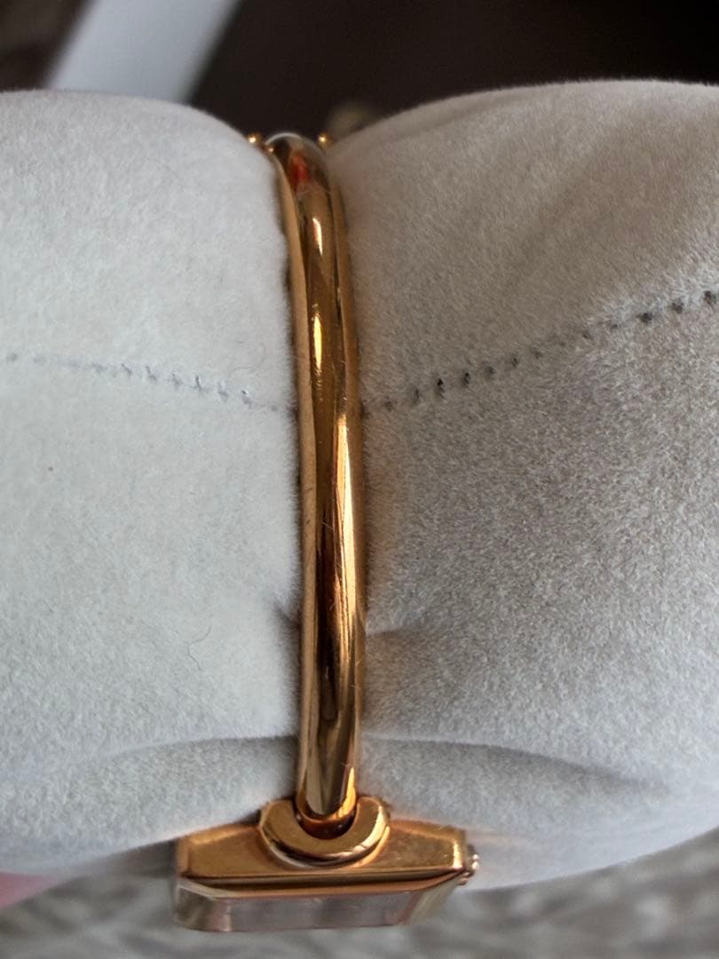 GUCCI ゴールド スクエア 腕時計 / グッチ 1900L バングルウォッチ