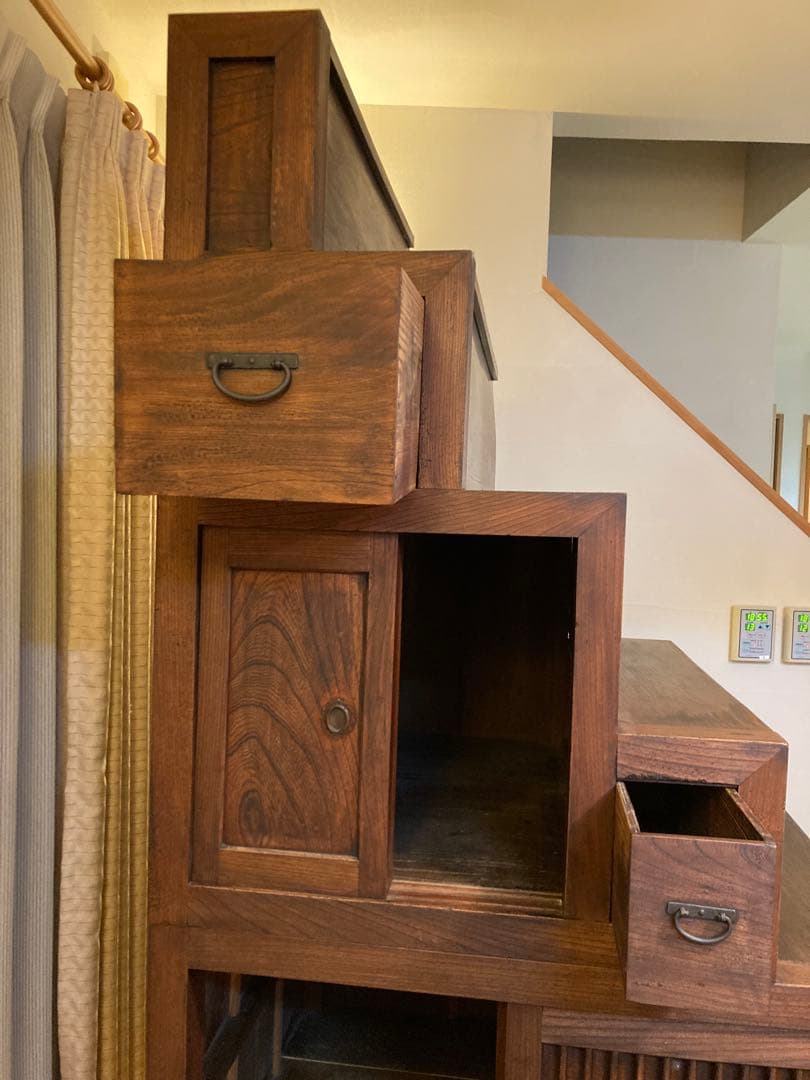 階段箪笥　アンティーク