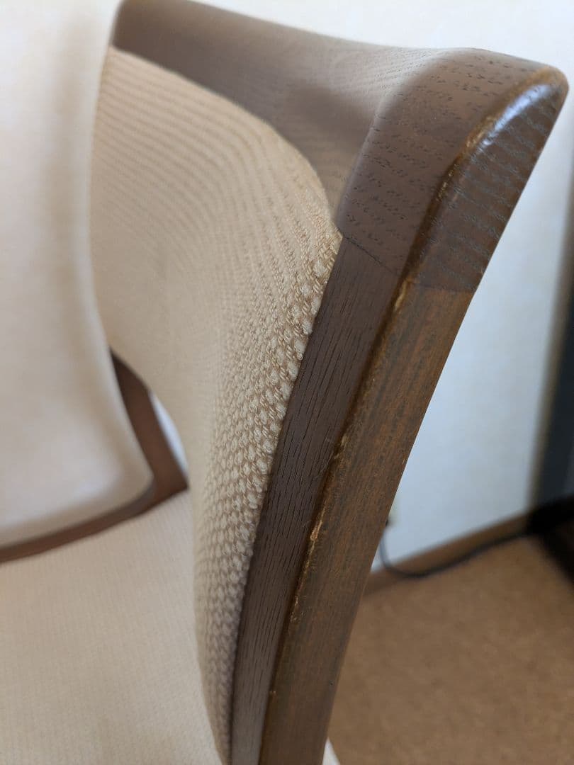 冨士ファニチア製　木製チェア 茶色