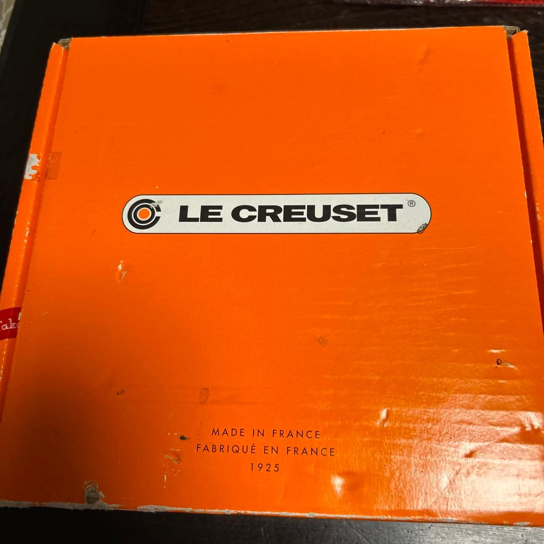 未使用品　LE CREUSET ハート型鍋 パープル