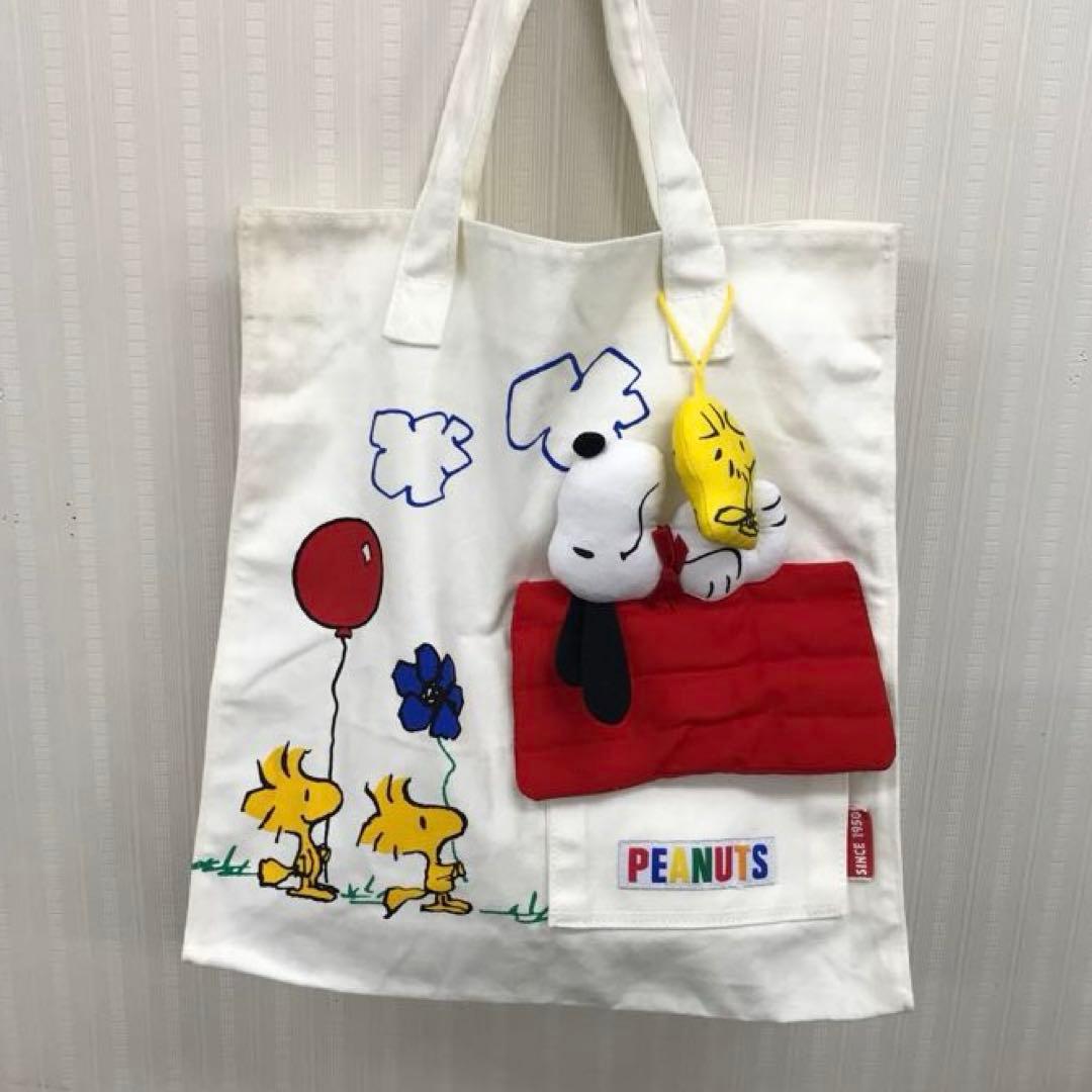 ファミリア トートバッグ スヌーピーpeanuts United Feature