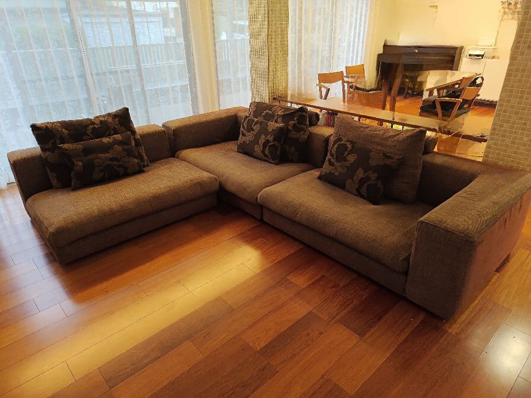 moda en casa / モーダ・エン・カーサ コーナーソファ GLOBE