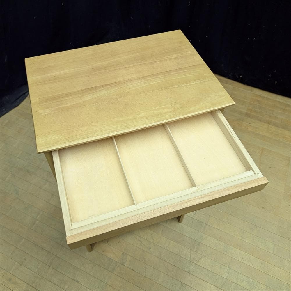 カリモク　電話台　FAX台　キャビネット　サイドボード　花台　飾り台　コンソール