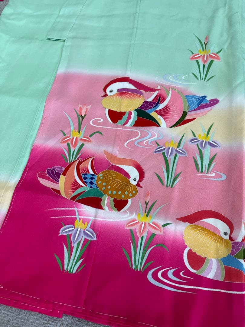 中古★美品　七五三　きものと長襦袢　2点　四つ身　C07