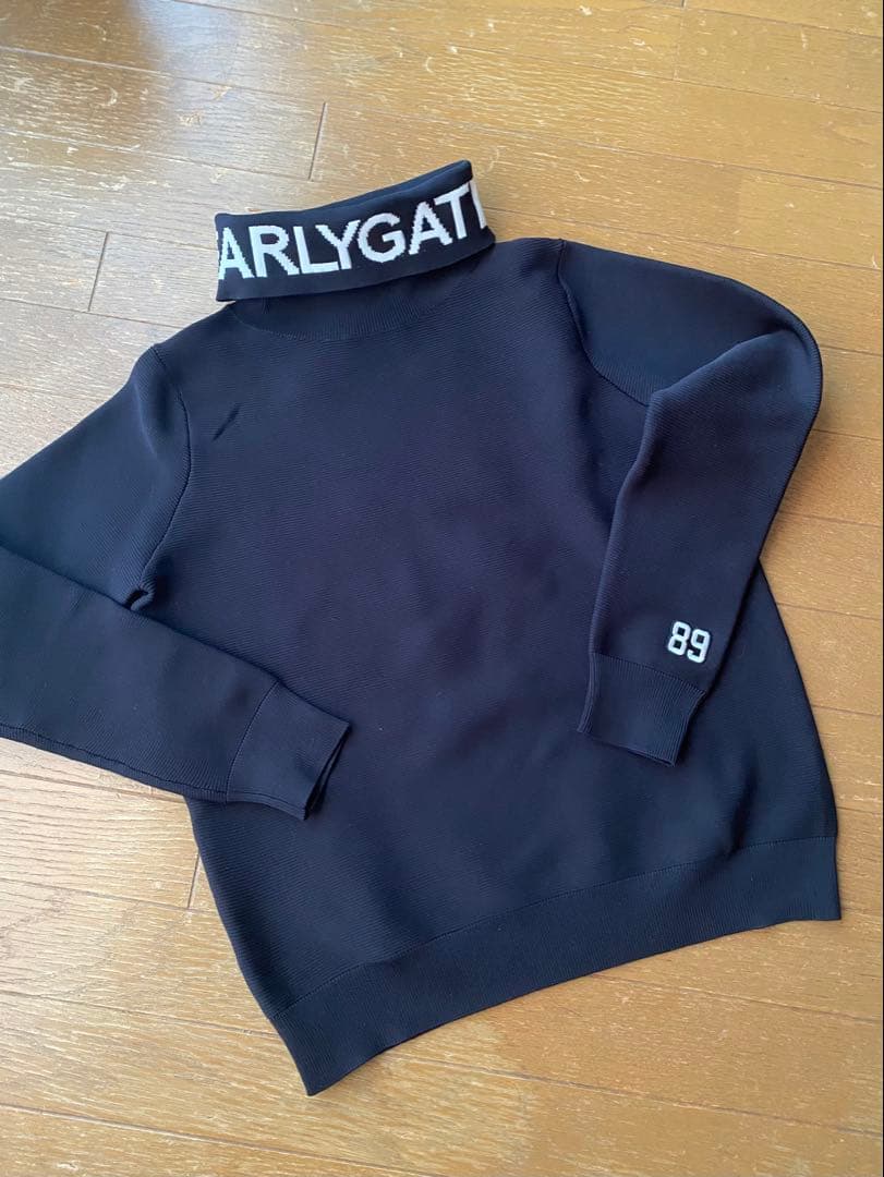 美品❣️パーリーゲイツ　ハイネックネイビーサイズ0