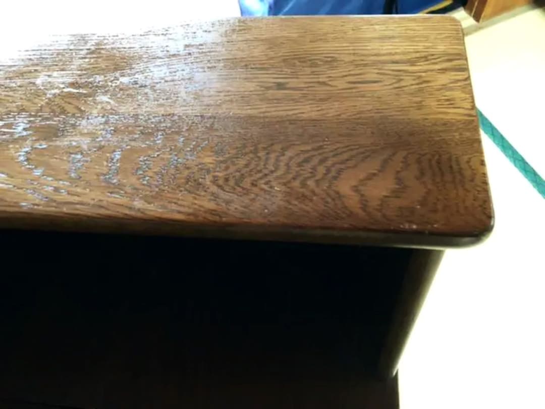 カリモク　コーナーテーブル