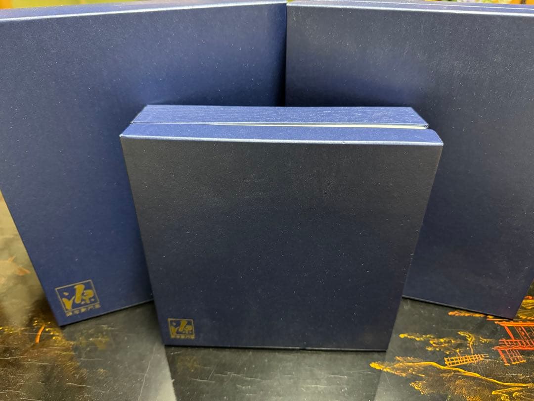 源右衛門　青赤カニ柄 食器セット