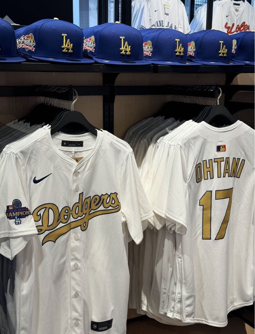【正規品】ムーキーベッツ ドジャース ゴールドユニフォーム 新品 サイズS