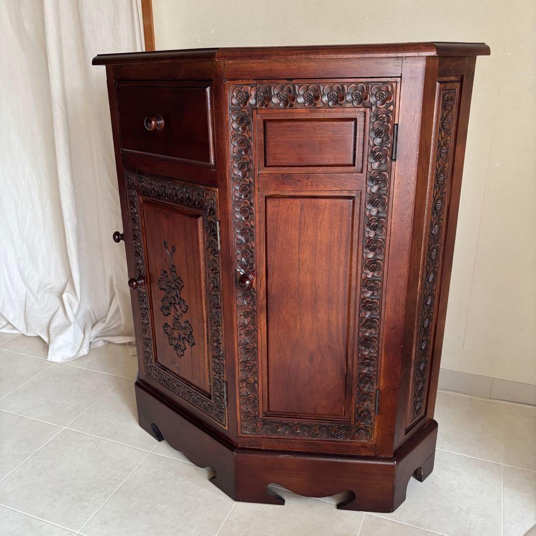 アンティーク　ヨーロピアン　彫刻　コンソール　飾り棚　キャビネット