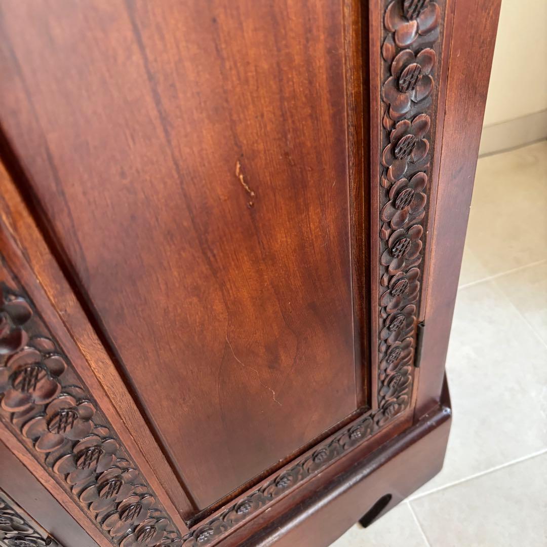 アンティーク　ヨーロピアン　彫刻　コンソール　飾り棚　キャビネット