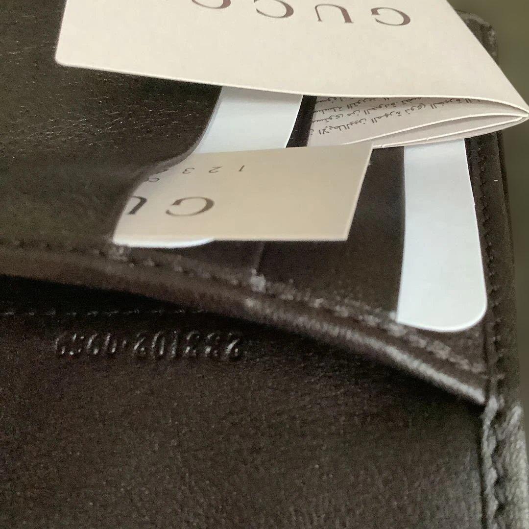 GUCCI メンズ2つ折り財布