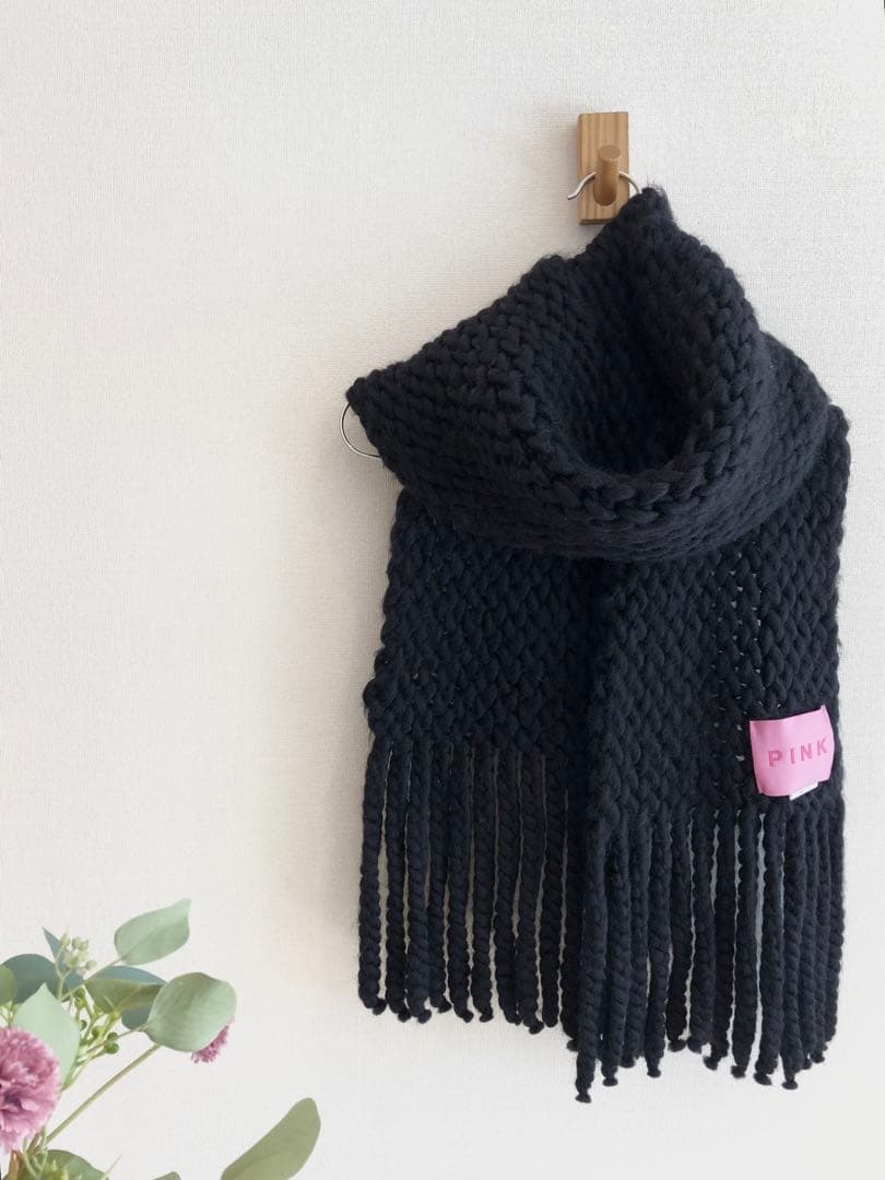 ヨウジヤマモト PINK黒 ローゲージニットマフラー フリンジ　ユニセックス