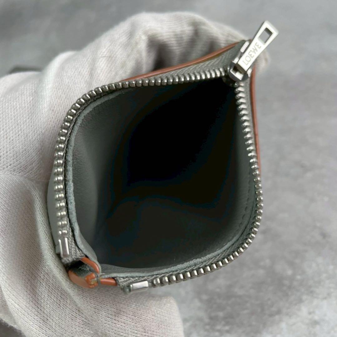 【大人気】 ロエベ トライフォールド アナグラム タン 三つ折り財布 グレー