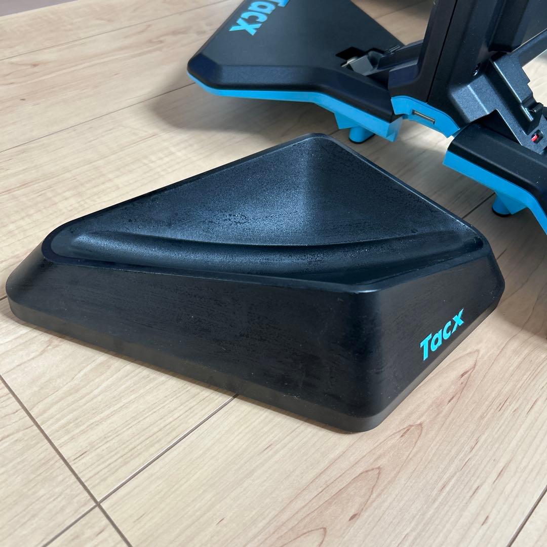 Garminガーミン Tacx NEO 2T Smart 【訳あり】