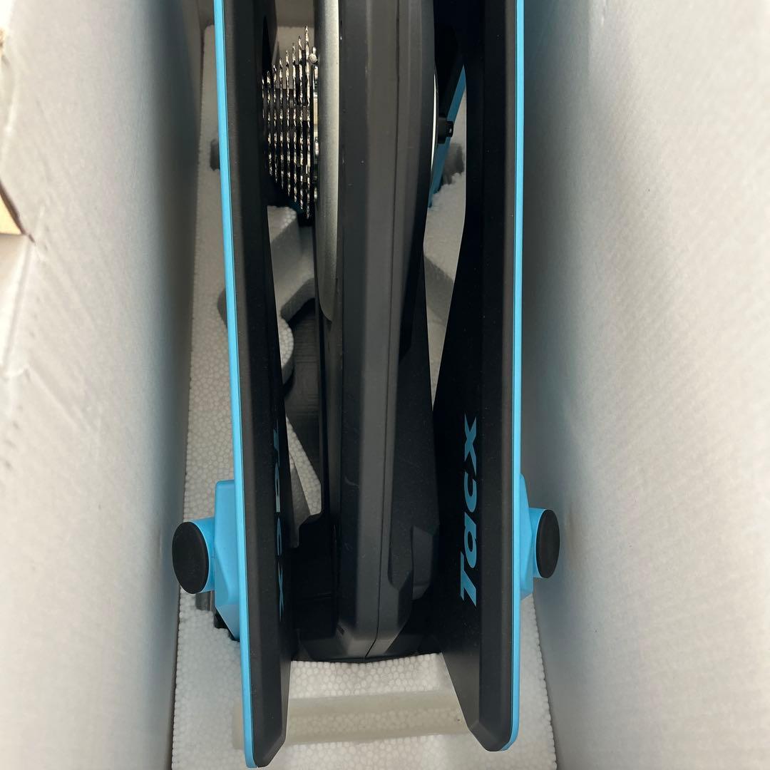 Garminガーミン Tacx NEO 2T Smart 【訳あり】