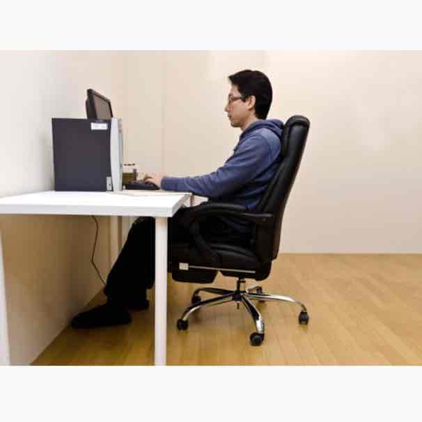 機能性抜群！フルフラットオフィスチェア