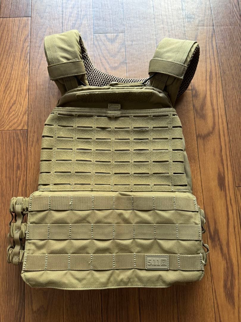 個人装備 5.11 TacTec